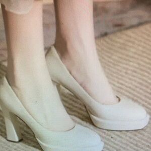 women shoes Heels
